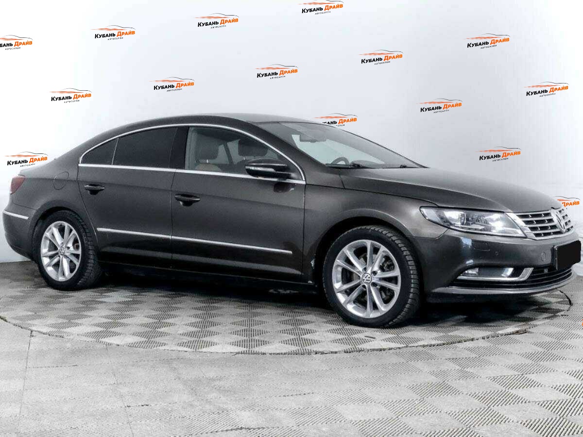 Volkswagen Passat CC 2012 года с пробегом. Фото: #2