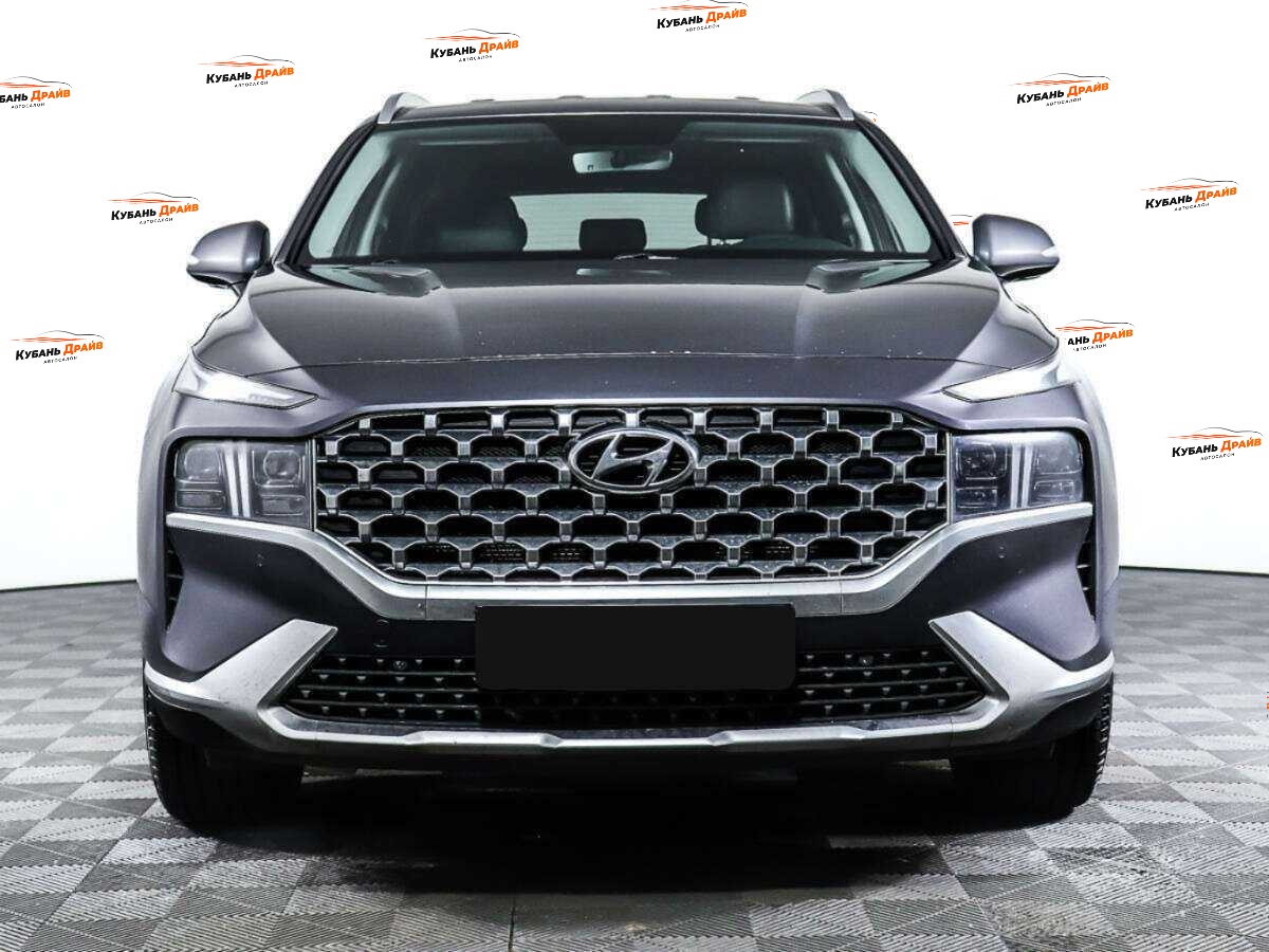 Hyundai Santa Fe 2021 года с пробегом. Фото: #1