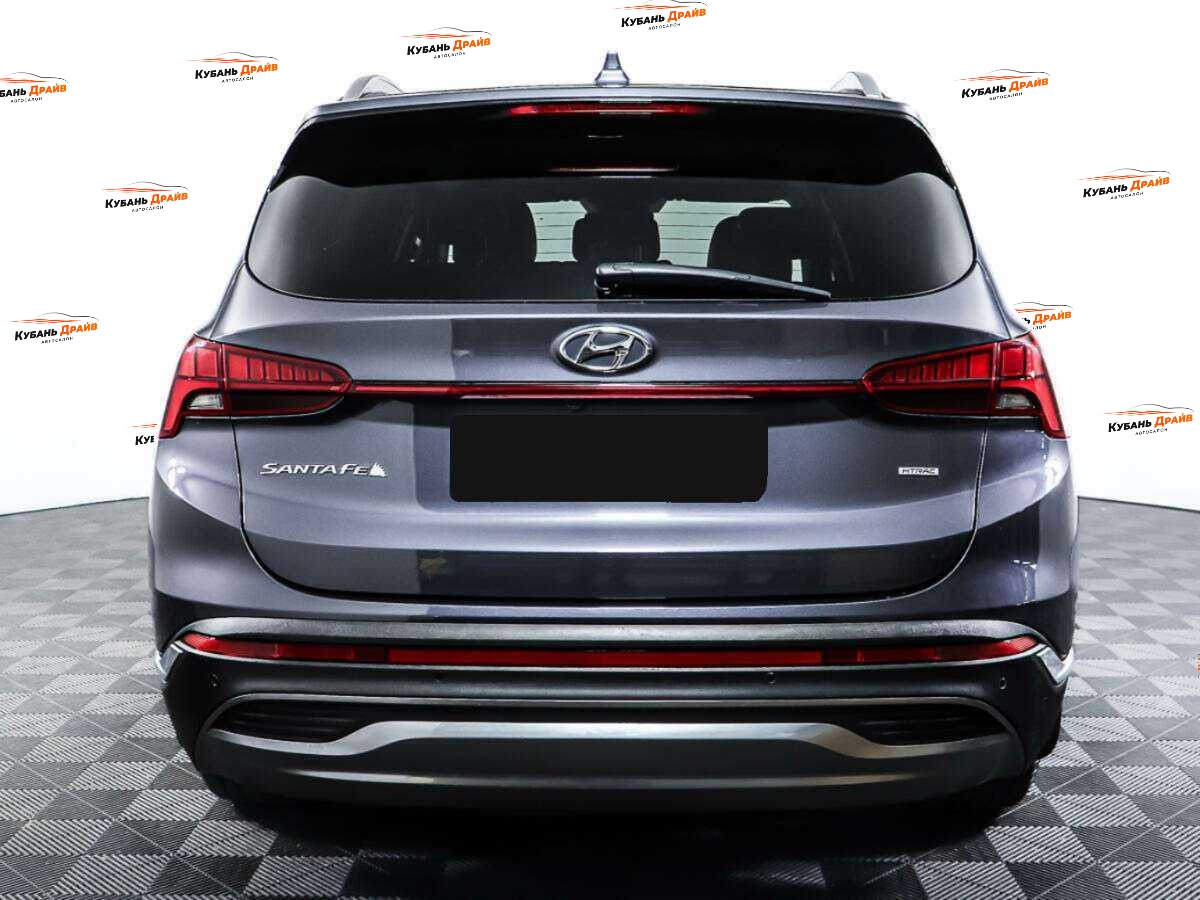 Hyundai Santa Fe 2021 года с пробегом. Фото: #5