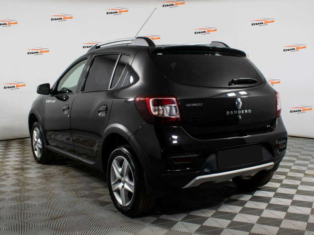 Renault Sandero 2017 года с пробегом. Фото: #5