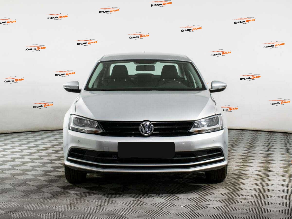 Volkswagen Jetta 2018 года с пробегом. Фото: #1