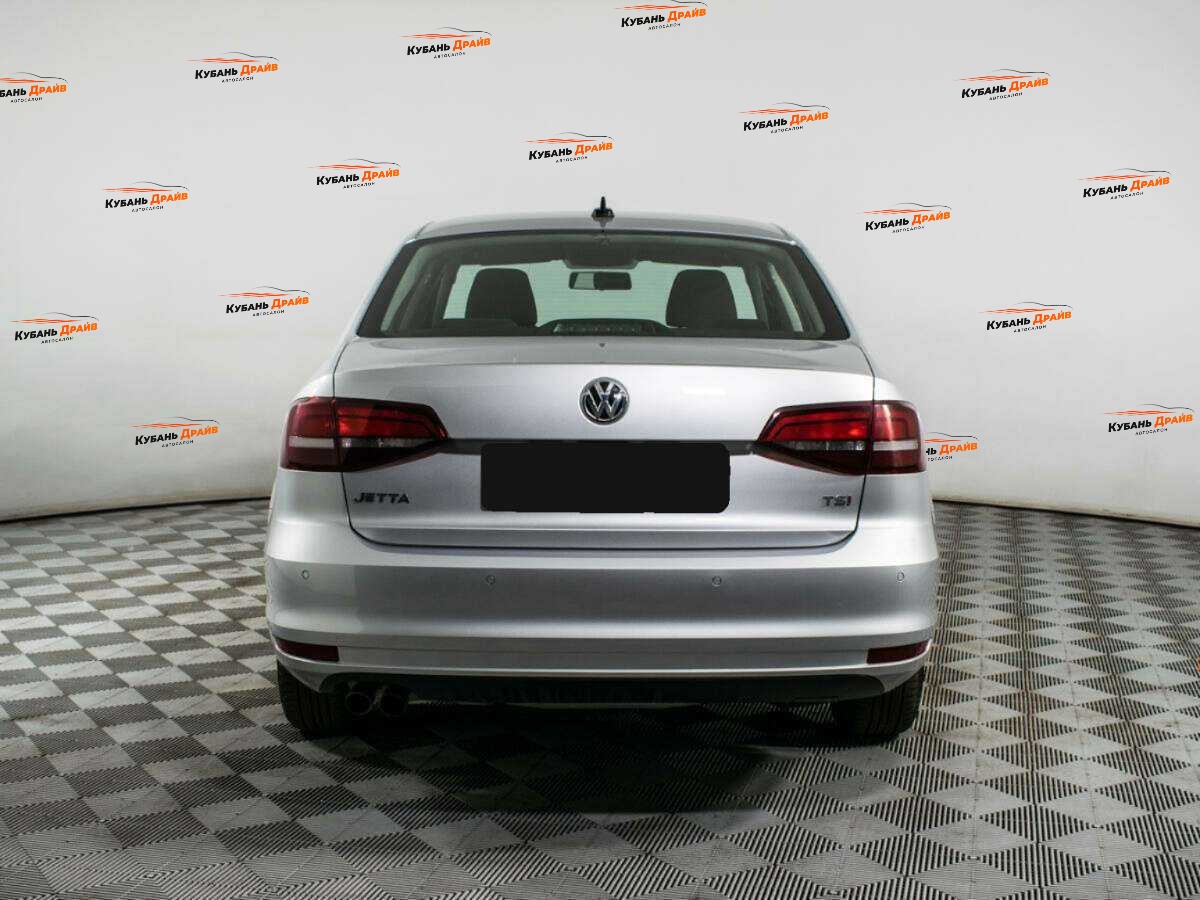 Volkswagen Jetta 2018 года с пробегом. Фото: #5