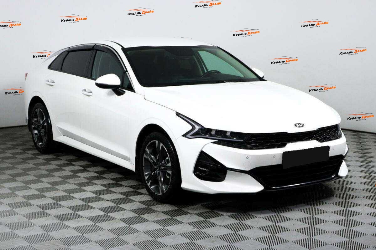 Kia K5 2021 года с пробегом. Фото: #2