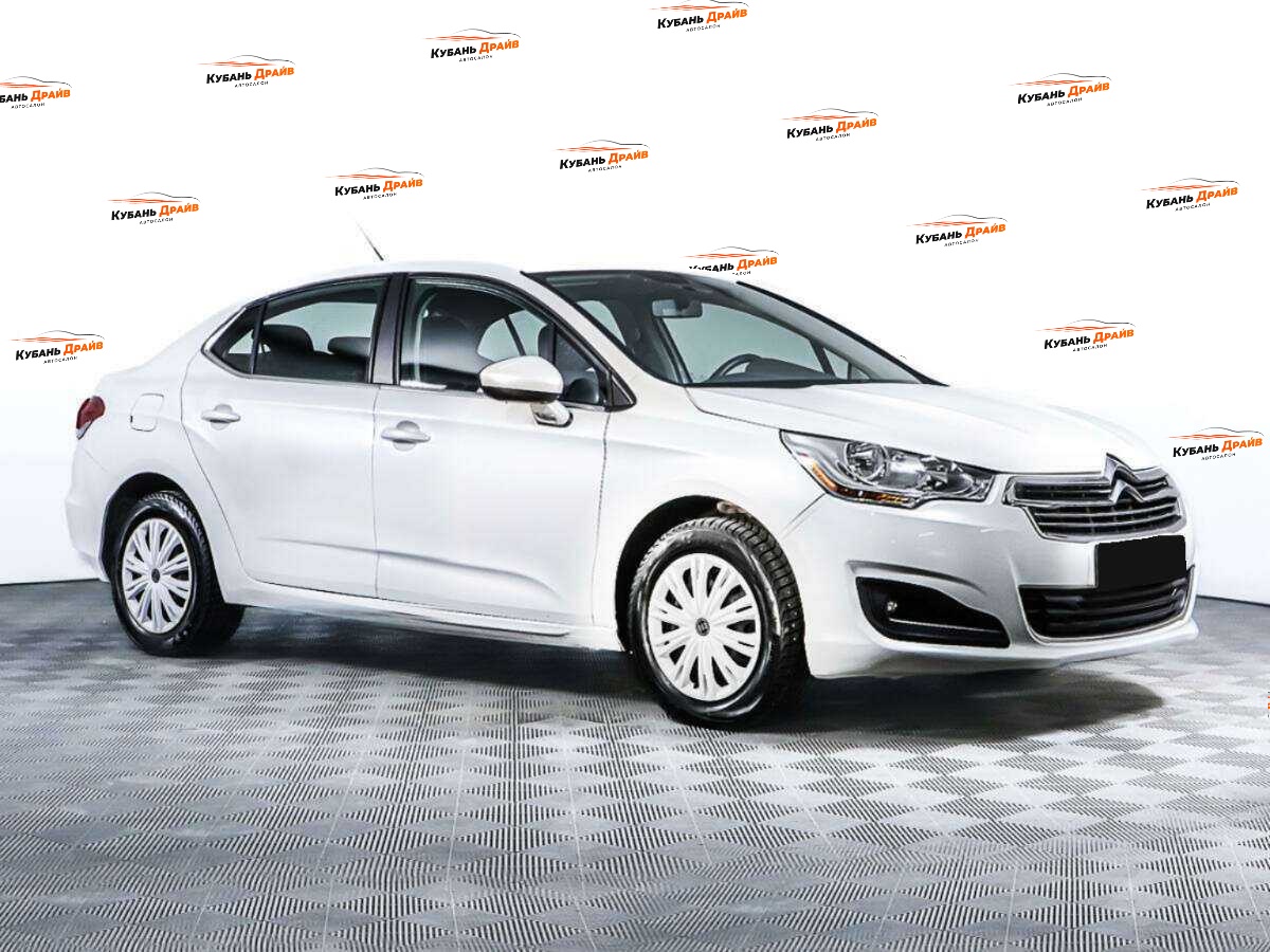 Citroen C4 2015 года с пробегом. Фото: #2