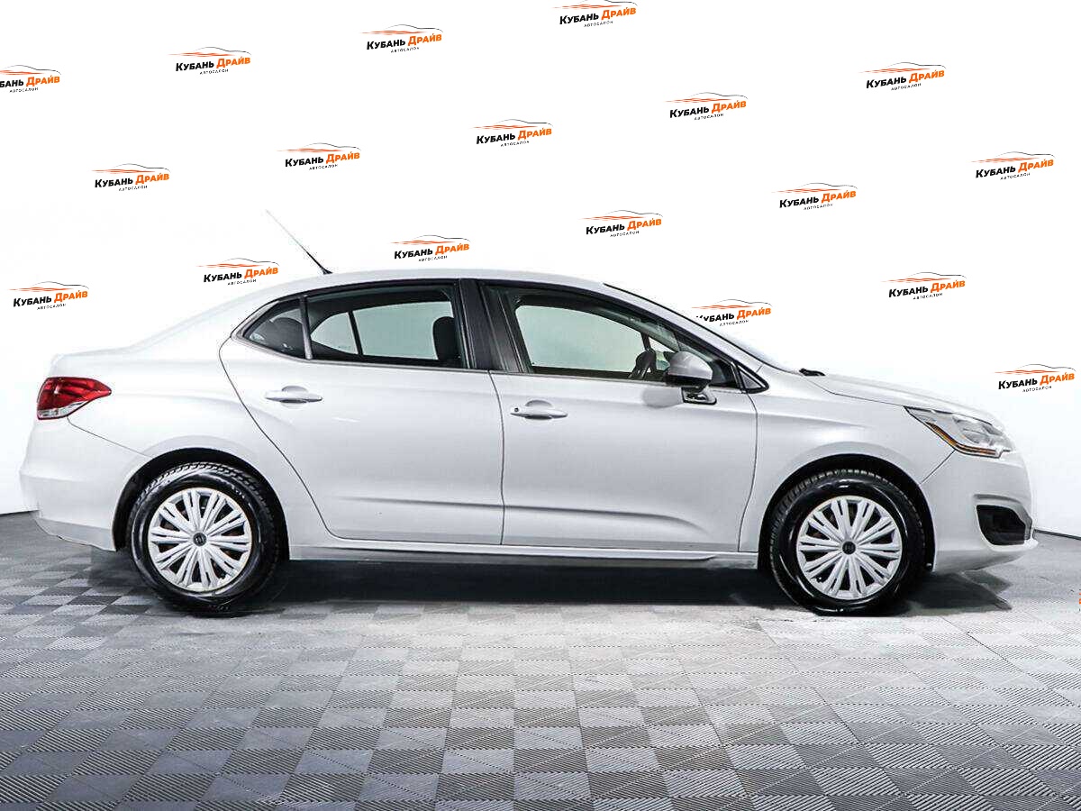Citroen C4 2015 года с пробегом. Фото: #3