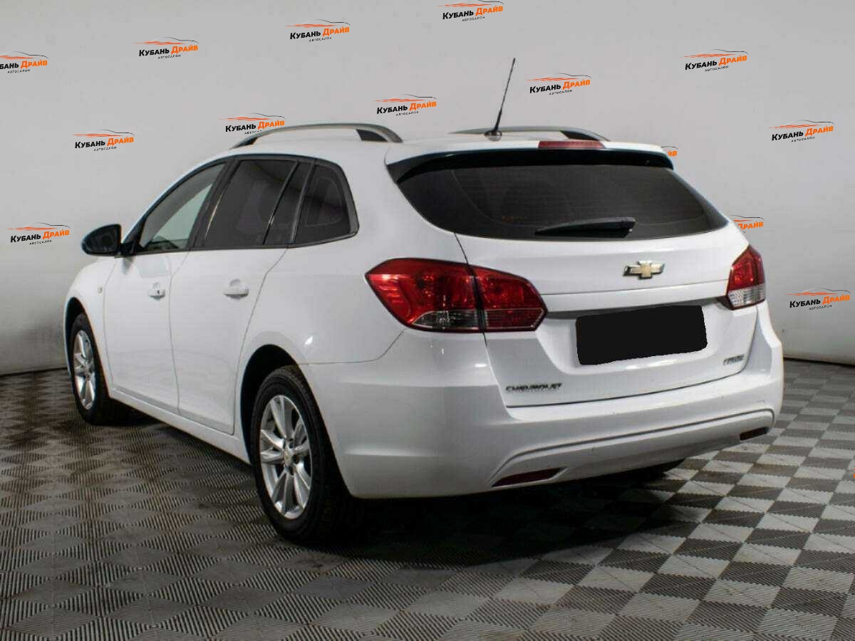 Chevrolet Cruze 2013 года с пробегом. Фото: #4