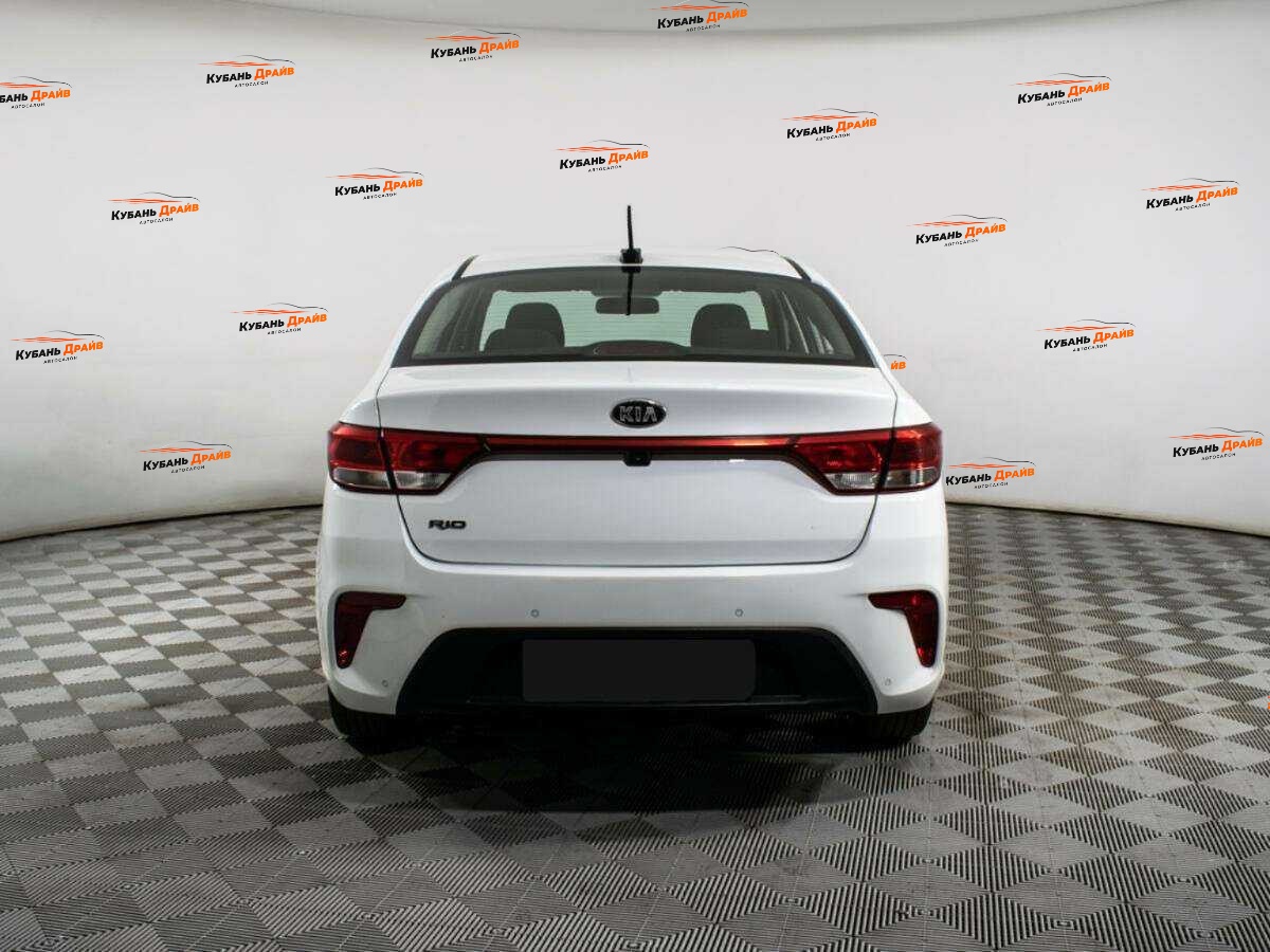 Kia Rio 2018 года с пробегом. Фото: #4