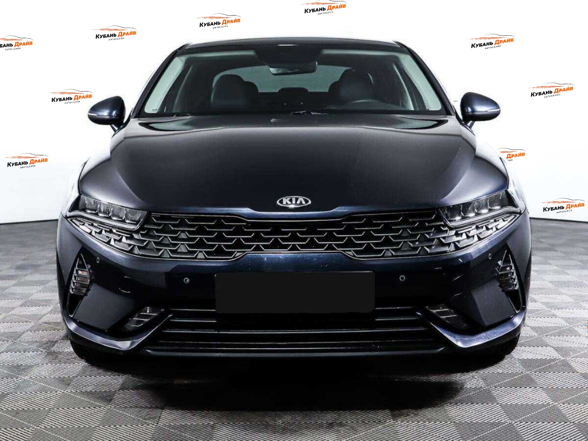 Kia K5 2021 года с пробегом. Фото: #1