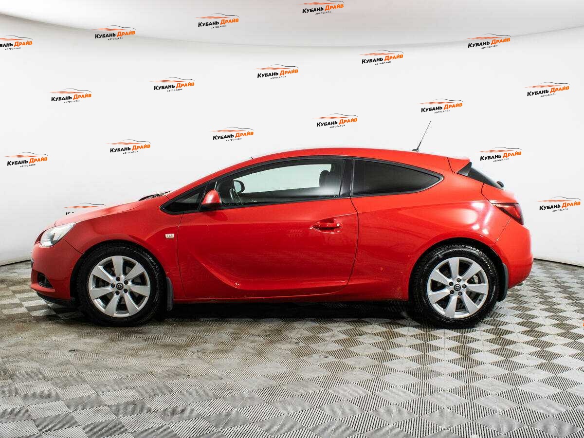 Opel Astra 2013 года с пробегом. Фото: #6