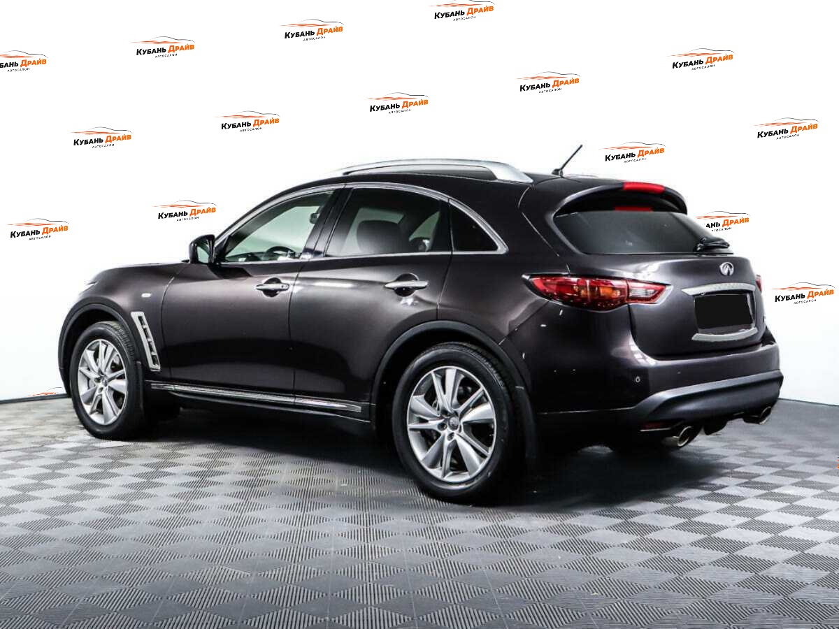 Infiniti FX 2012 года с пробегом. Фото: #6