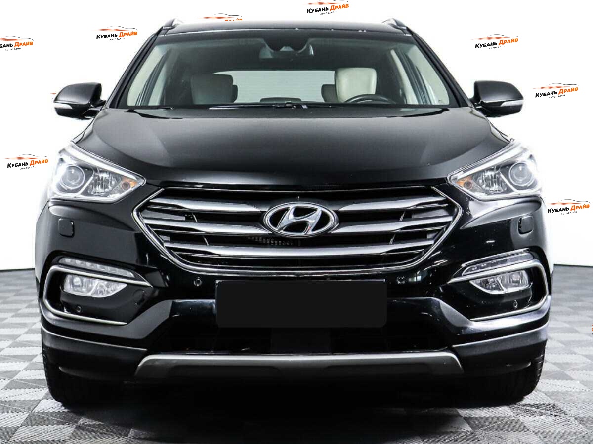Hyundai Santa Fe 2018 года с пробегом. Фото: #1