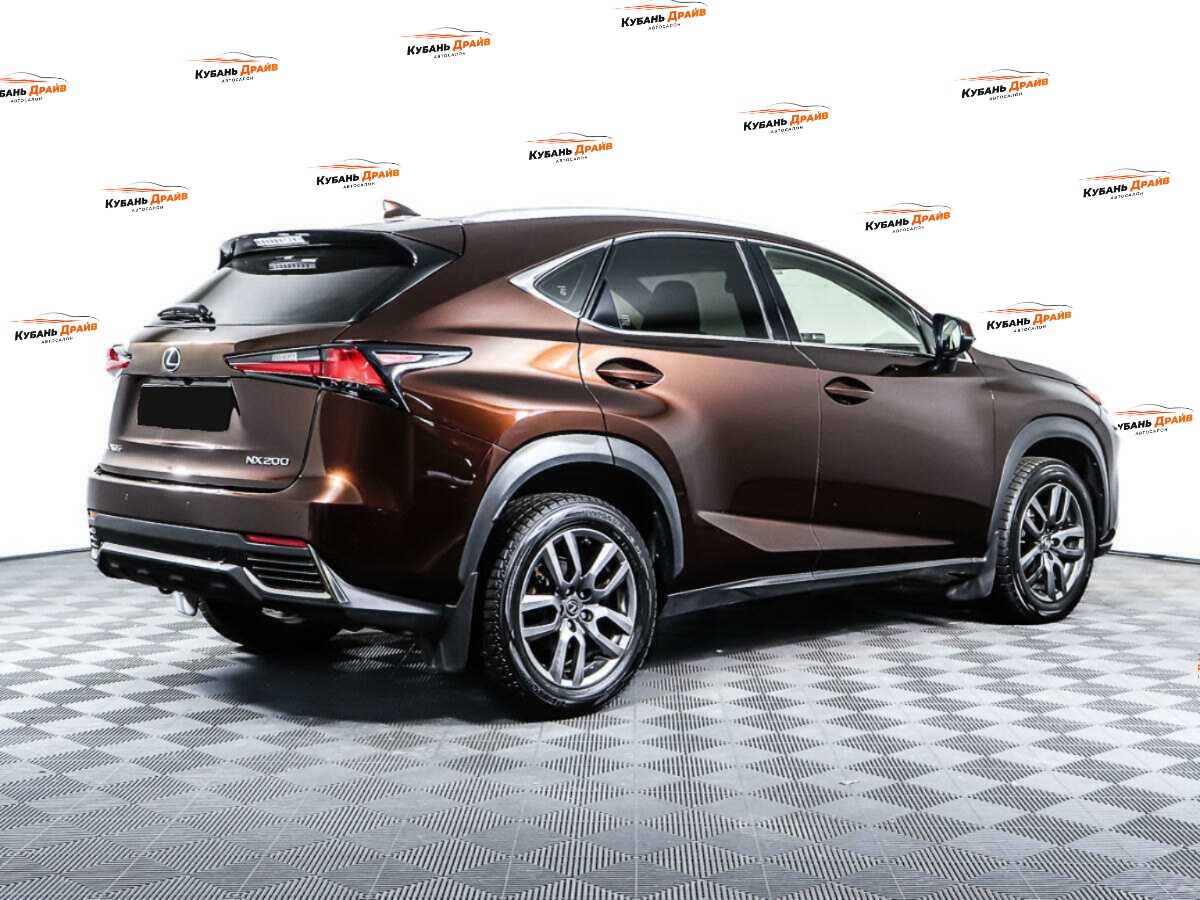Lexus NX 2018 года с пробегом. Фото: #4