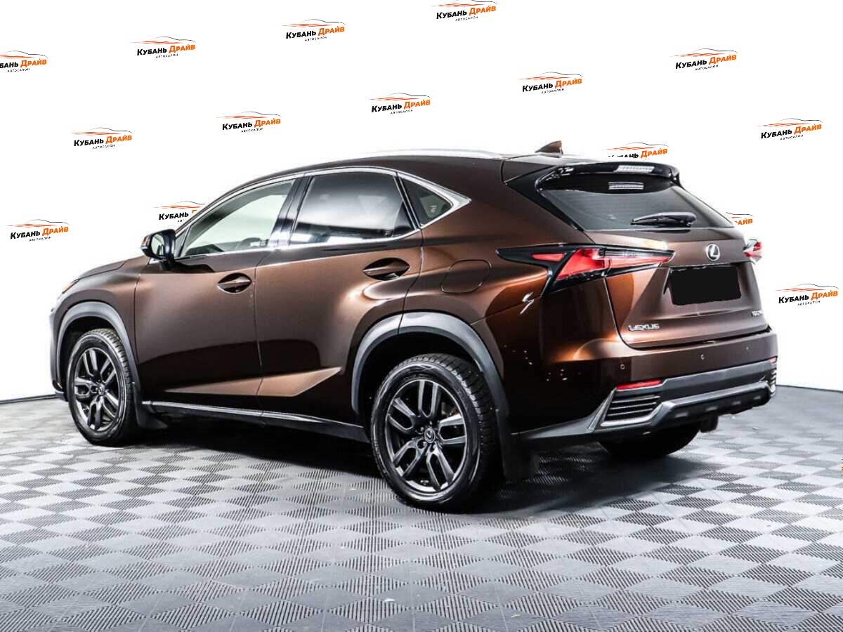 Lexus NX 2018 года с пробегом. Фото: #6