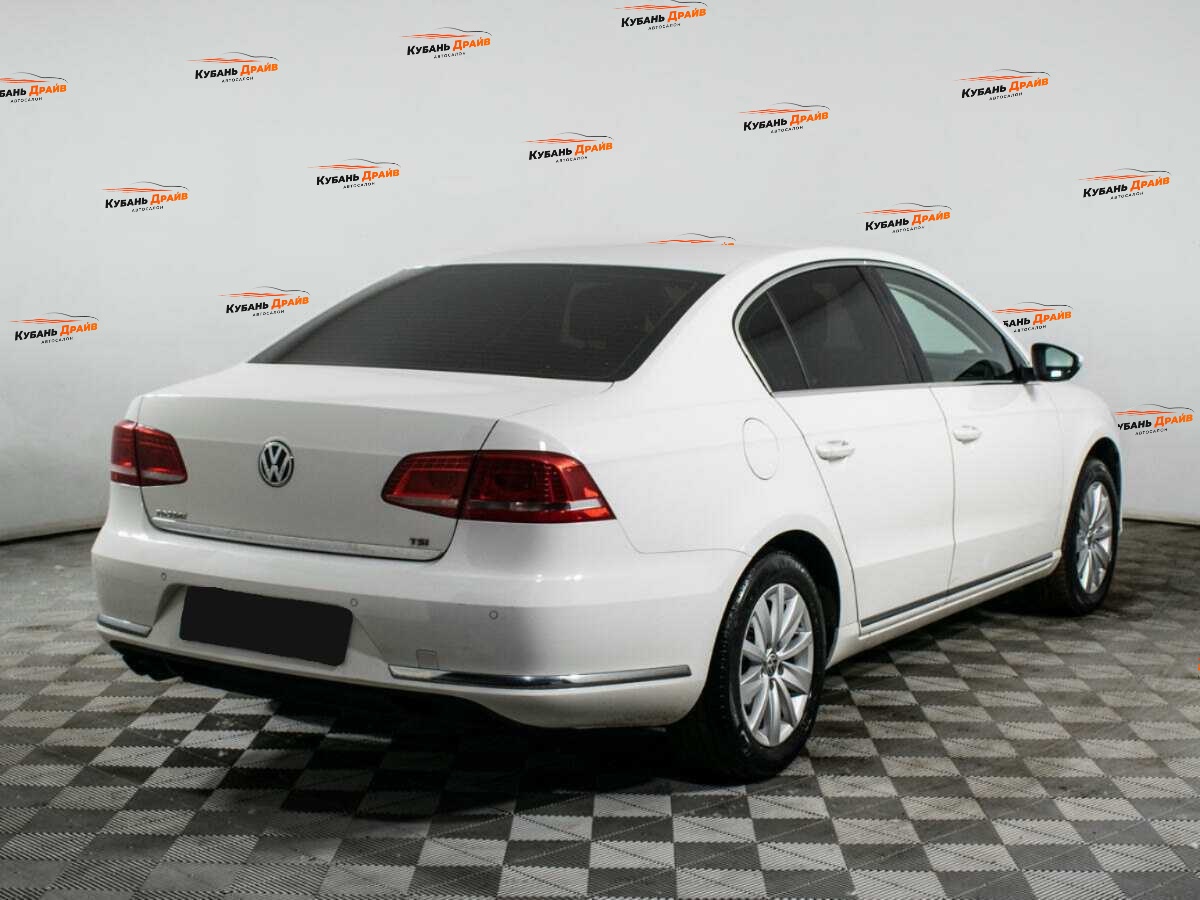 Volkswagen Passat 2014 года с пробегом. Фото: #3