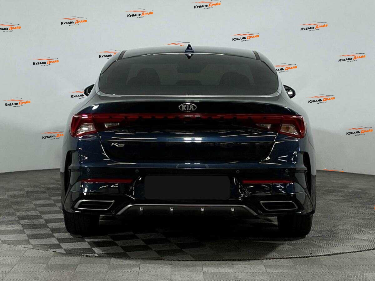 Kia K5 2021 года с пробегом. Фото: #4