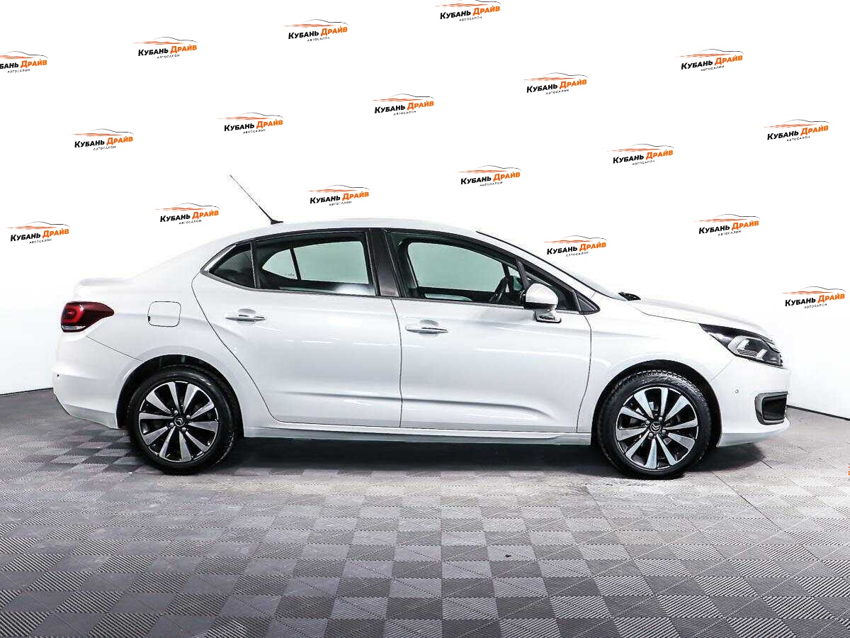 Citroen C4 2017 года с пробегом. Фото: #3