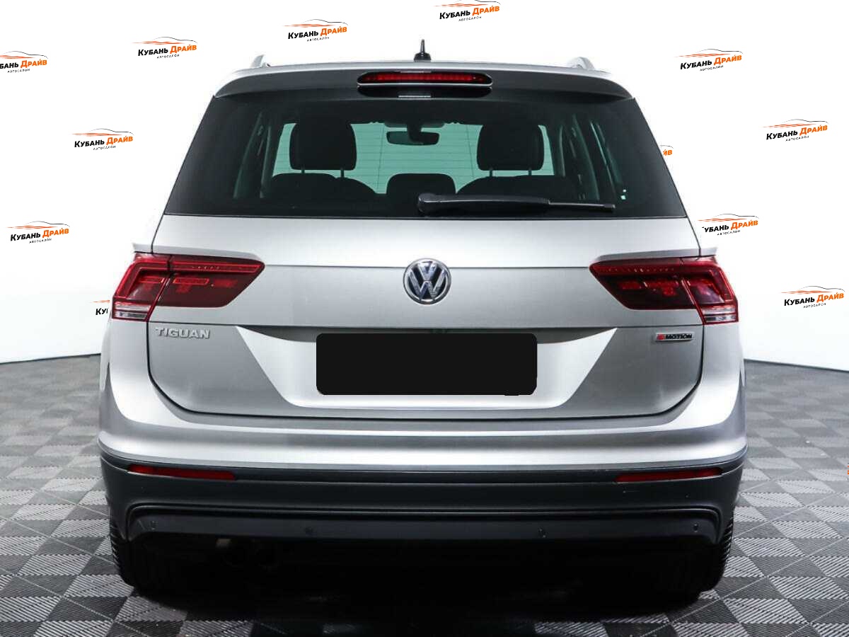 Volkswagen Tiguan 2018 года с пробегом. Фото: #5