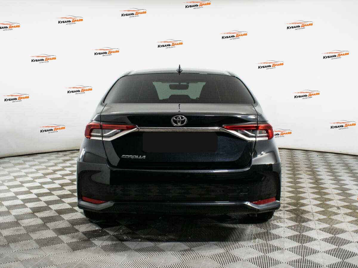 Toyota Corolla 2019 года с пробегом. Фото: #4