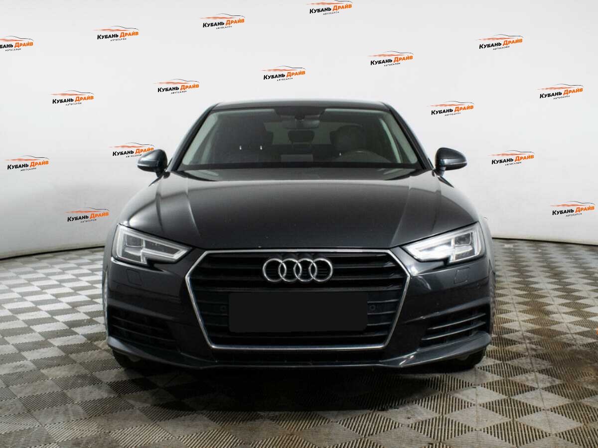 Audi A4 2017 года с пробегом. Фото: #1