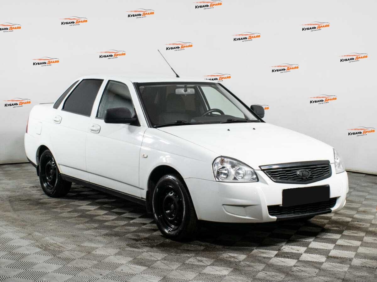 Lada (ВАЗ) Priora 2017 года с пробегом. Фото: #2