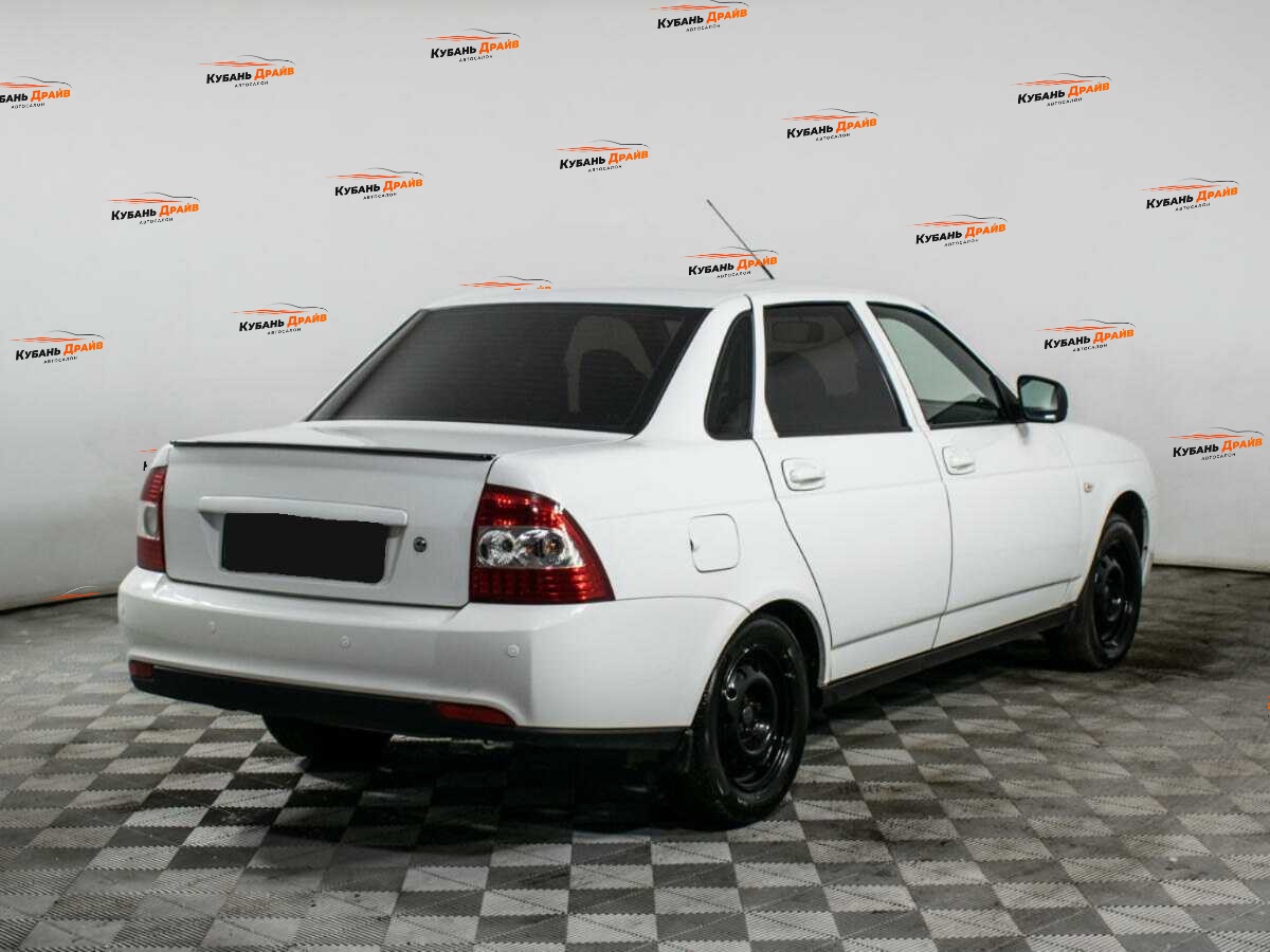 Lada (ВАЗ) Priora 2017 года с пробегом. Фото: #3