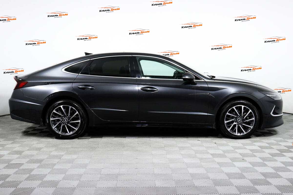 Hyundai Sonata 2022 года с пробегом. Фото: #3