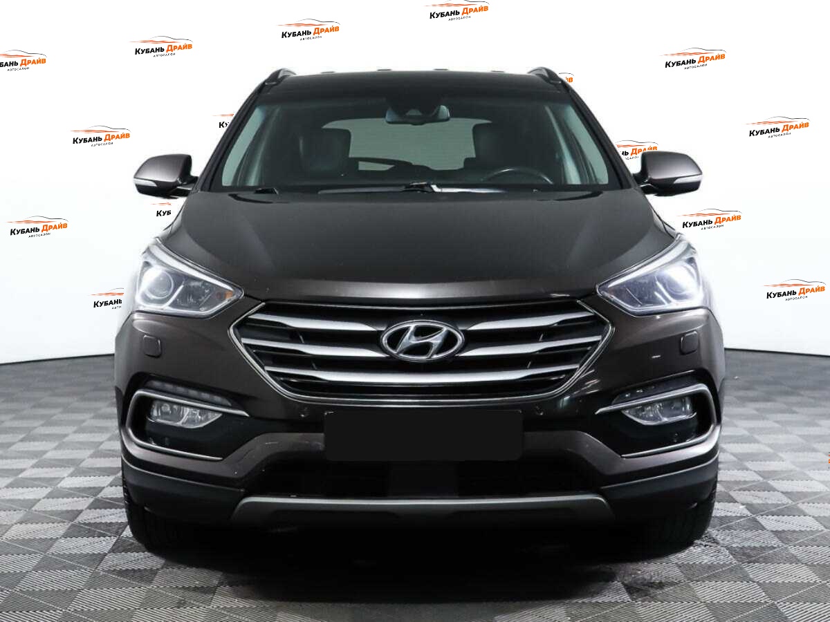 Hyundai Santa Fe 2016 года с пробегом. Фото: #1
