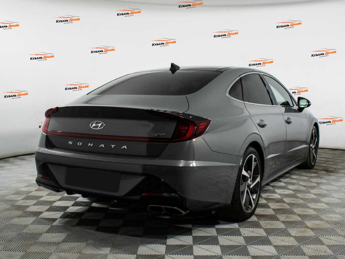 Hyundai Sonata 2021 года с пробегом. Фото: #3