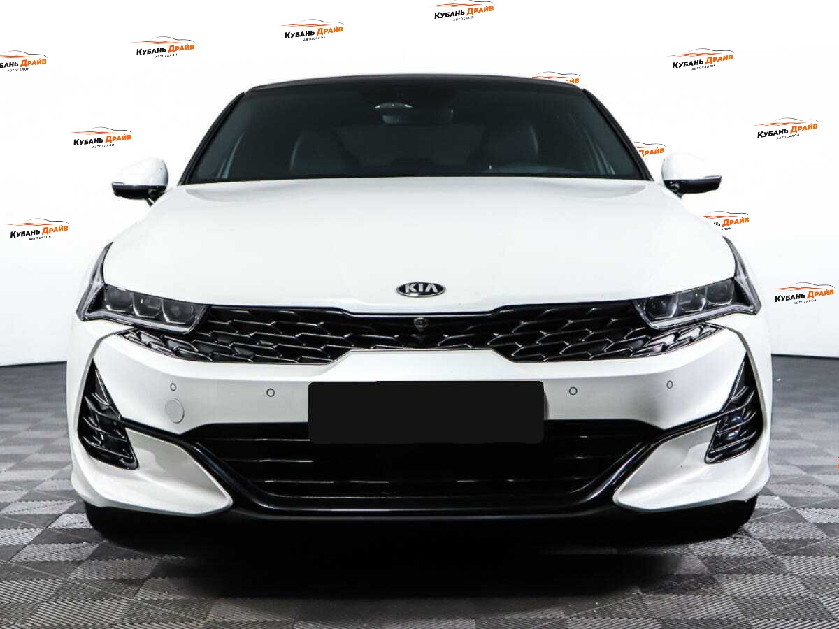 Kia K5 2020 года с пробегом. Фото: #1