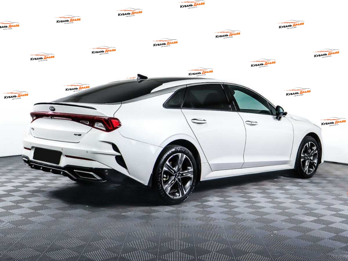 Kia K5 2020 года с пробегом. Фото: #4