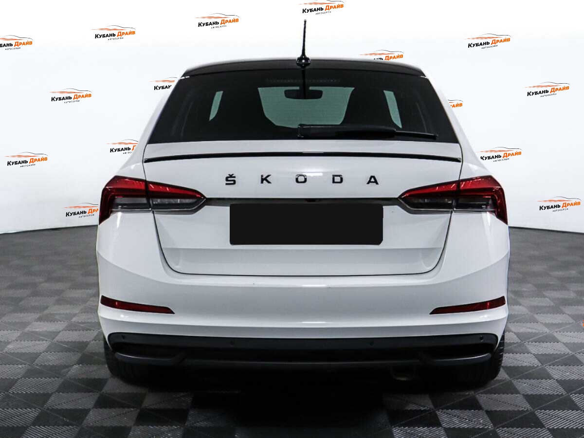 Skoda Rapid 2021 года с пробегом. Фото: #5