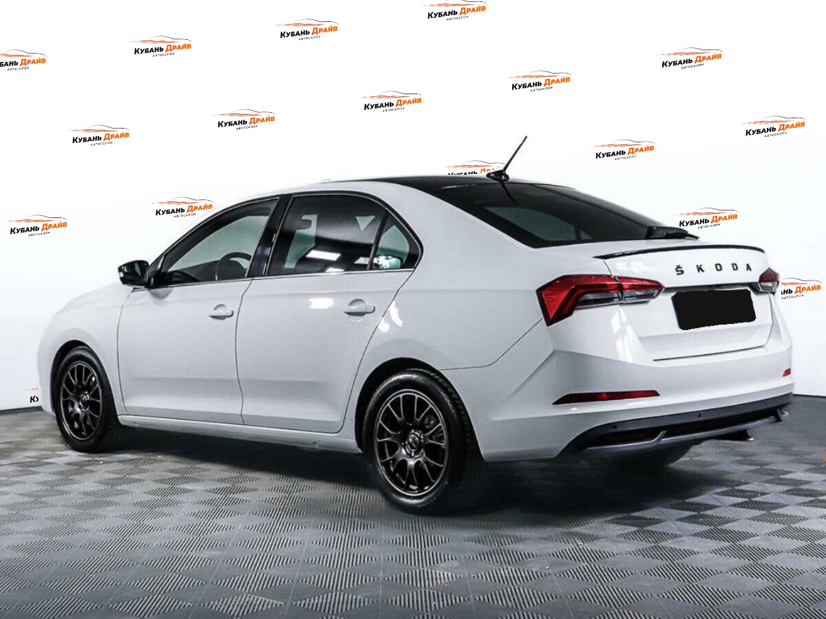 Skoda Rapid 2021 года с пробегом. Фото: #6