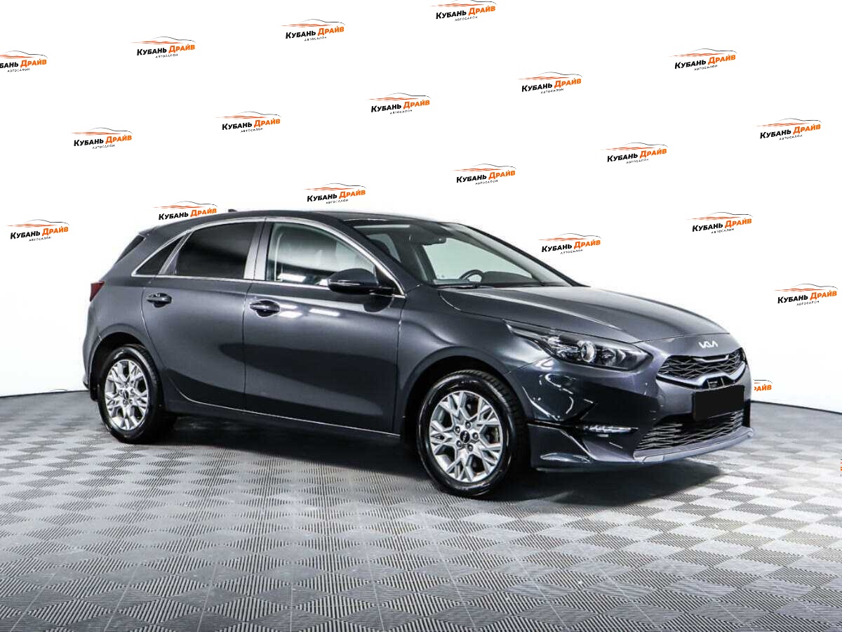 Kia Ceed 2022 года с пробегом. Фото: #2
