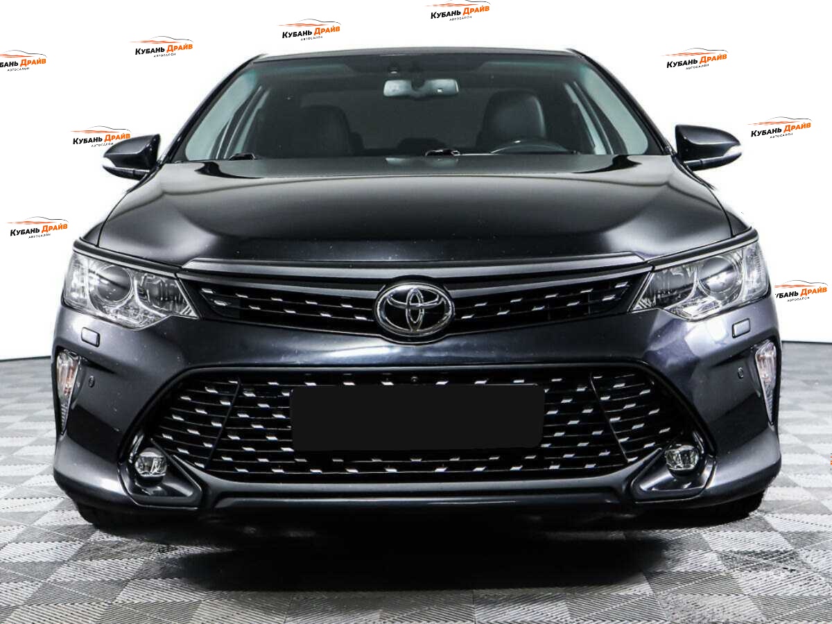 Toyota Camry 2017 года с пробегом. Фото: #1