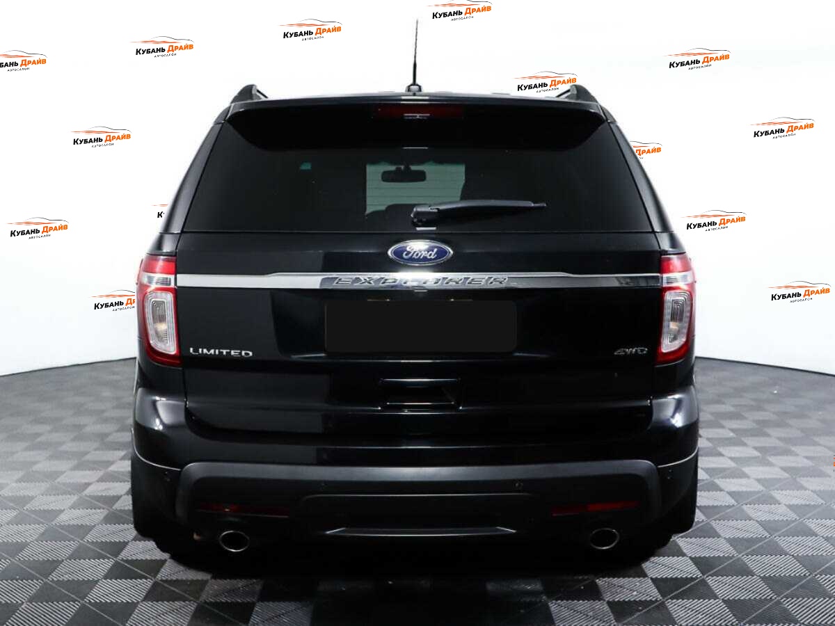 Ford Explorer 2015 года с пробегом. Фото: #5