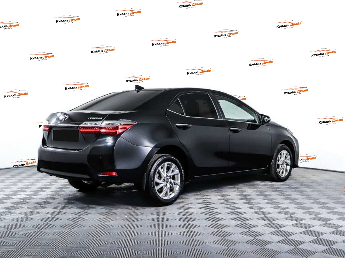 Toyota Corolla 2017 года с пробегом. Фото: #4