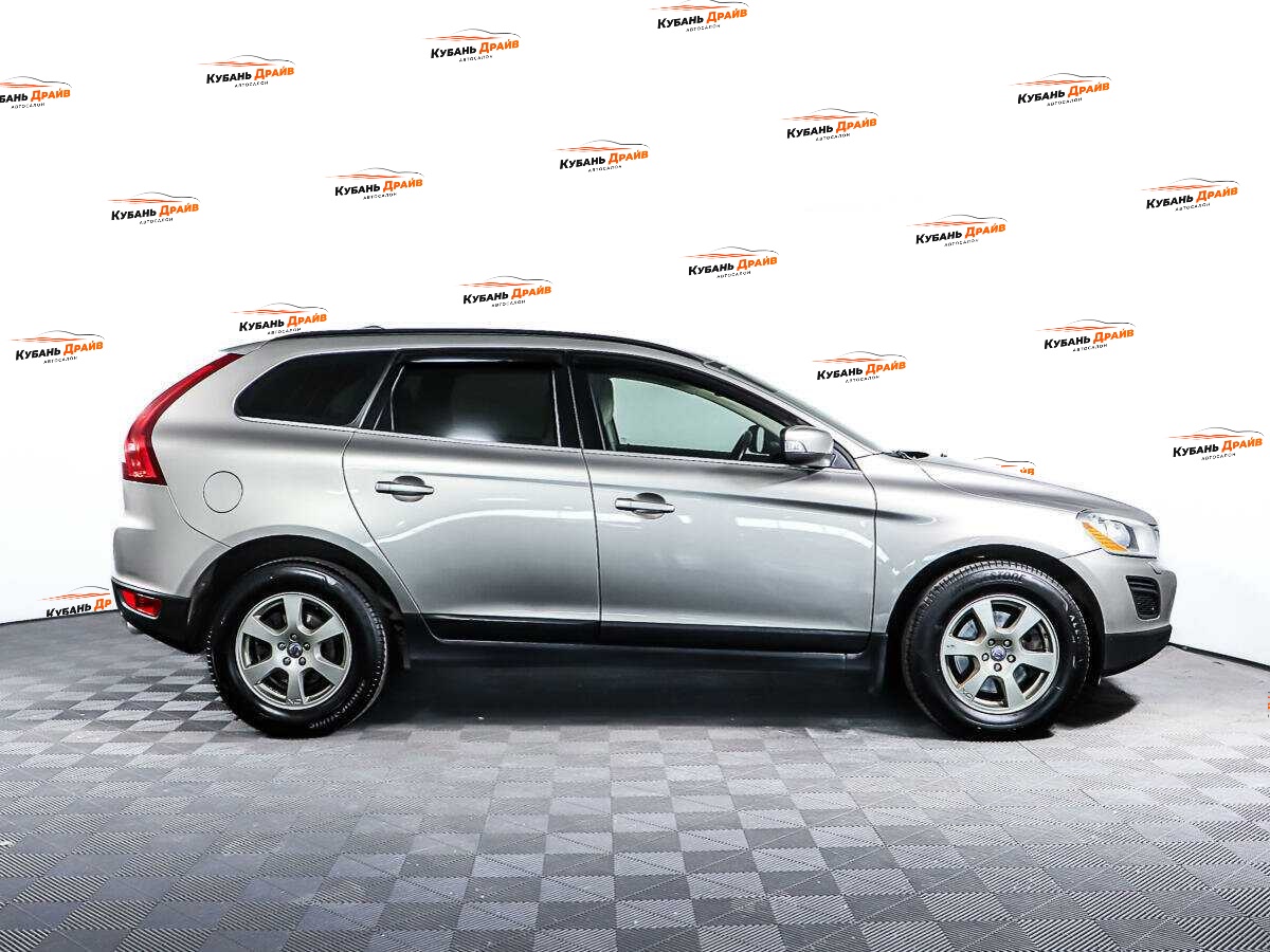 Volvo XC60 2012 года с пробегом. Фото: #3