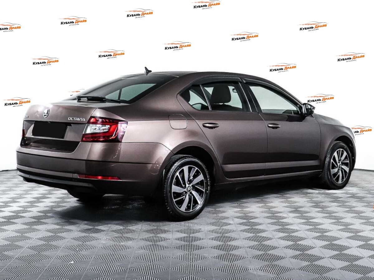 Skoda Octavia 2018 года с пробегом. Фото: #4