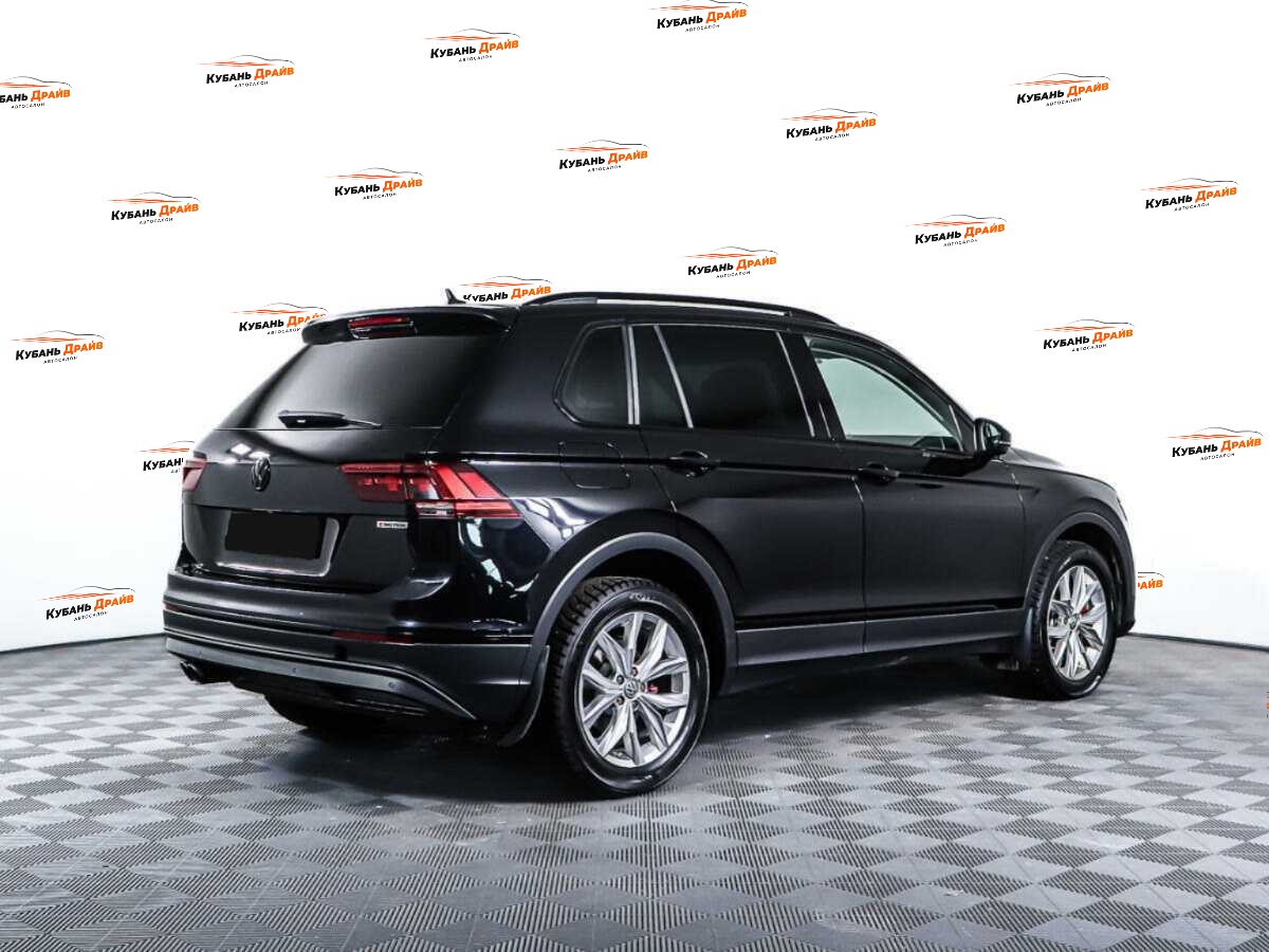 Volkswagen Tiguan 2018 года с пробегом. Фото: #4