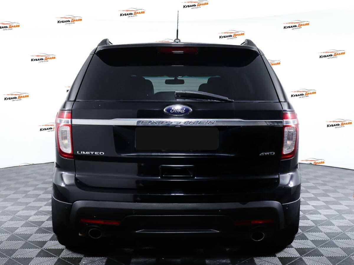Ford Explorer 2013 года с пробегом. Фото: #5