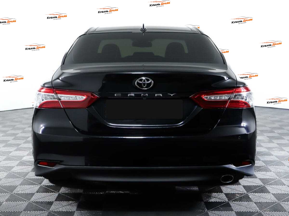 Toyota Camry 2020 года с пробегом. Фото: #5
