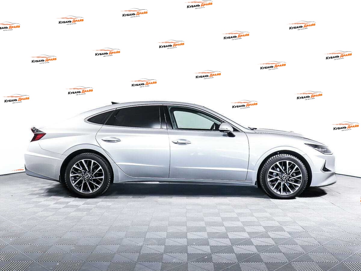 Hyundai Sonata 2021 года с пробегом. Фото: #3