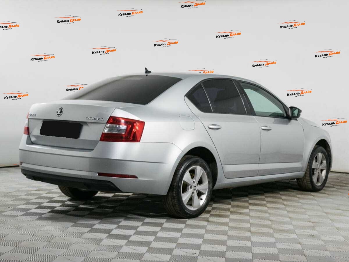 Skoda Octavia 2017 года с пробегом. Фото: #3