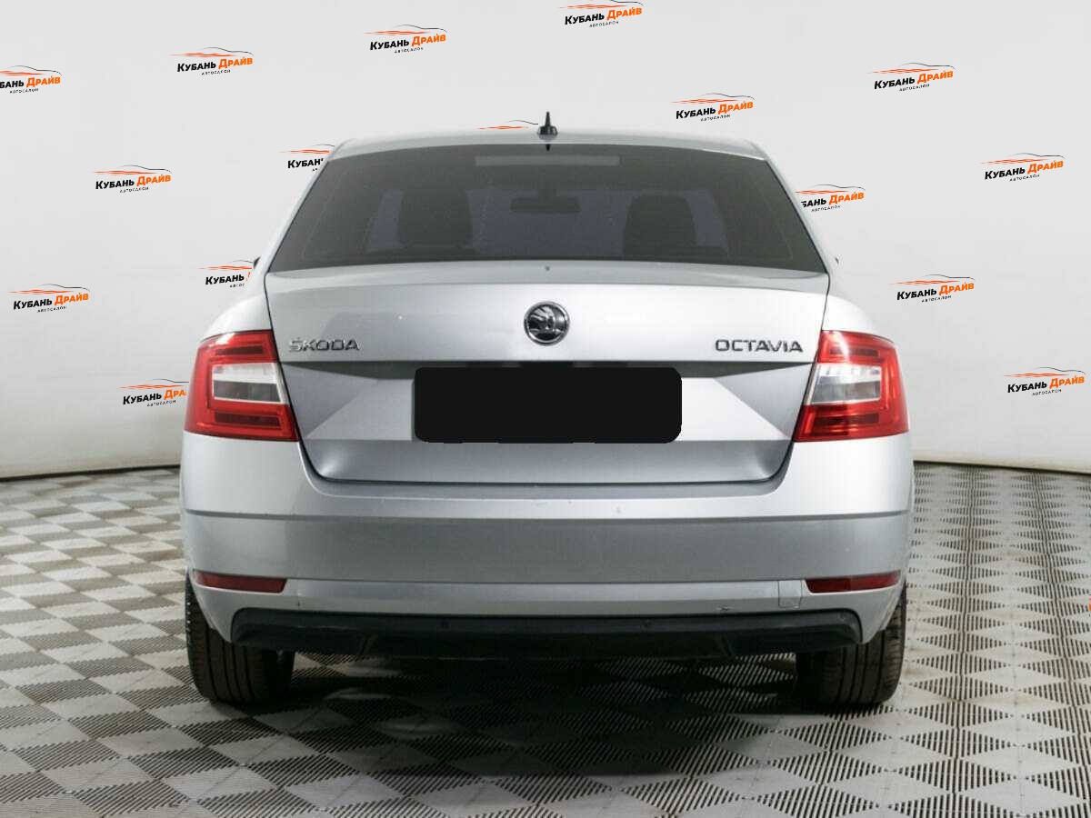 Skoda Octavia 2017 года с пробегом. Фото: #4