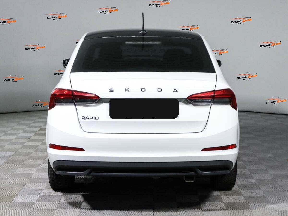 Skoda Rapid 2021 года с пробегом. Фото: #5