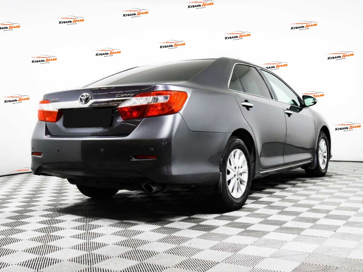 Toyota Camry 2012 года с пробегом. Фото: #3