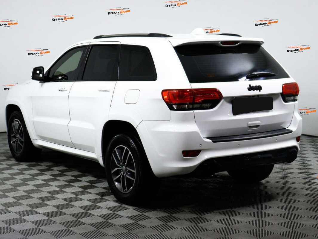 Jeep Grand Cherokee 2018 года с пробегом. Фото: #6