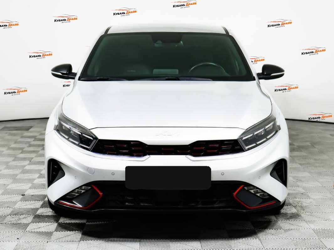 Kia Cerato 2022 года с пробегом. Фото: #1
