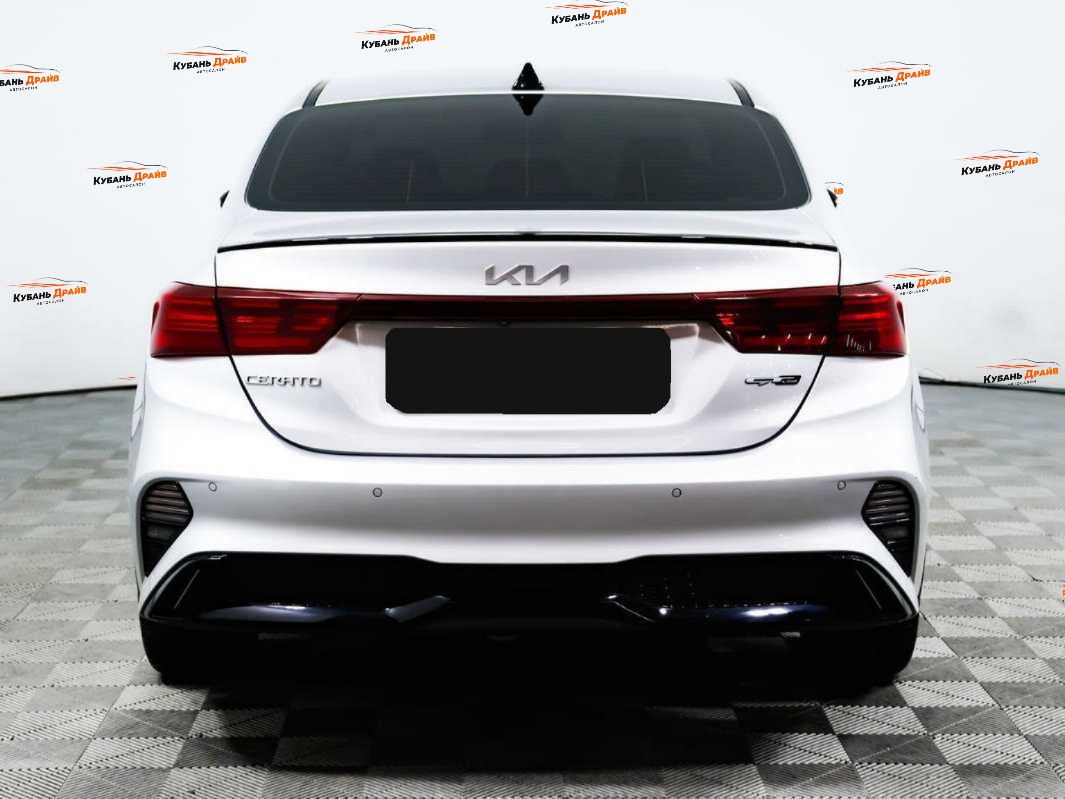 Kia Cerato 2022 года с пробегом. Фото: #5