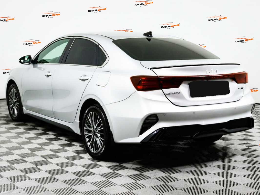 Kia Cerato 2022 года с пробегом. Фото: #6